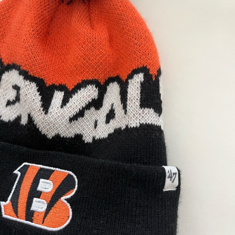 47 Brand NFL Cincinnati Bengals Football Youth Beanie/Hat NWT - Picture 4 of 4